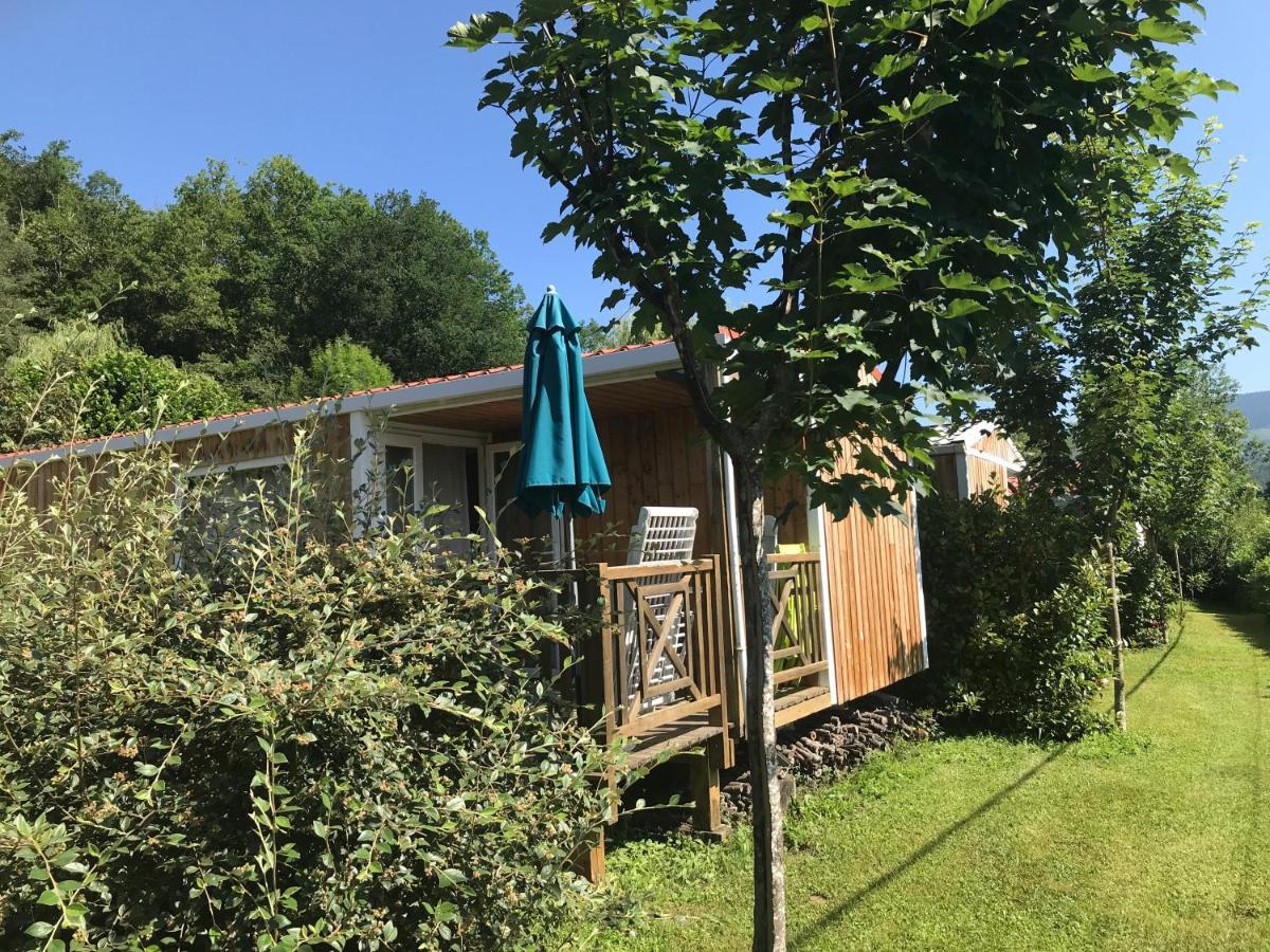 Camping-Gites Au Songe Du Valier Seix Exterior foto